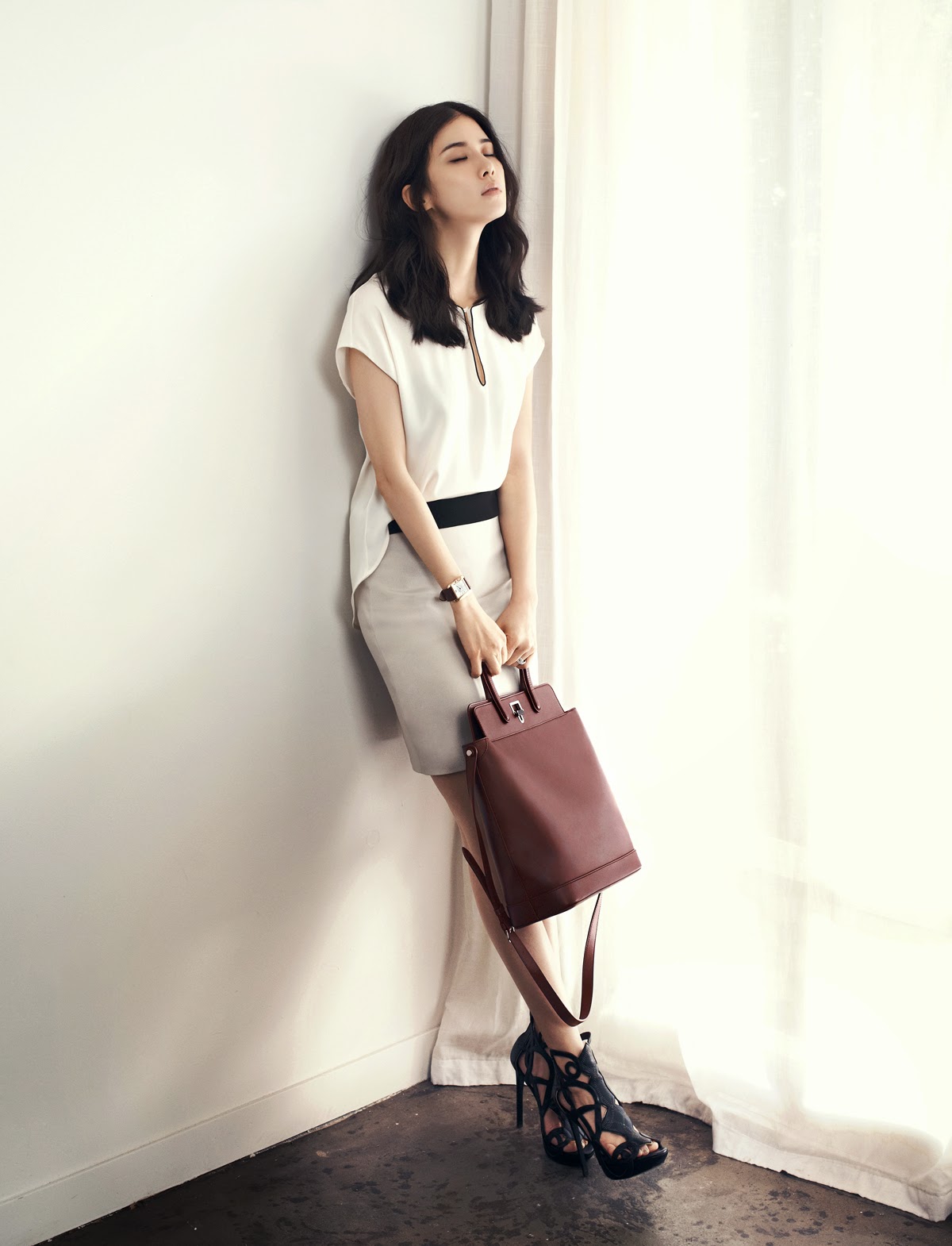 Lee bo young feet